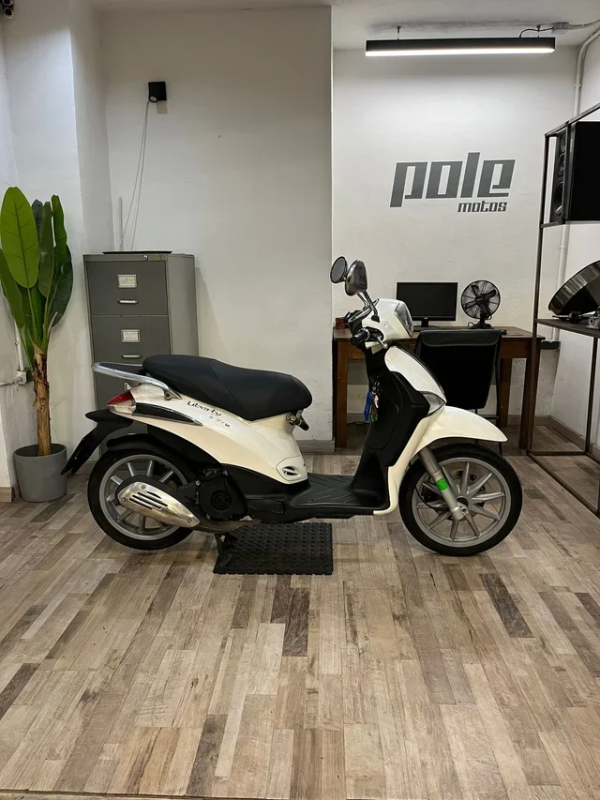Piaggio Liberty 3v - Imagen 4