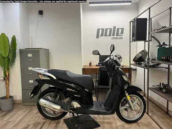 Honda Sh 150 - Imagen 4