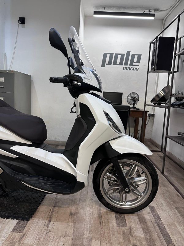 Piaggio Beverly 300 HPE - Imagen 3