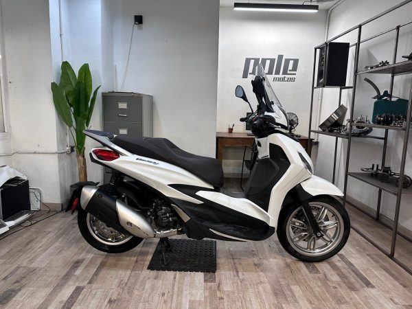 Piaggio Beverly 300 HPE - Imagen 5