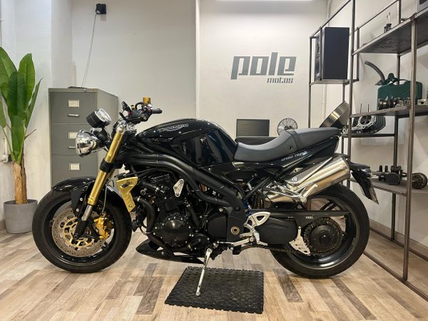 Triumph Speed Triple 1050