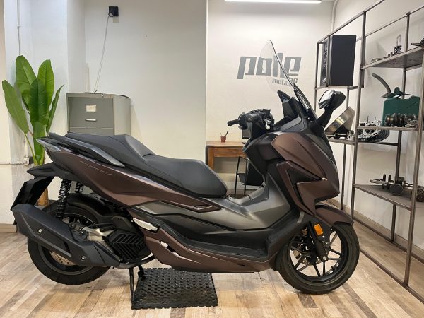 Honda Forza - Imagen 4