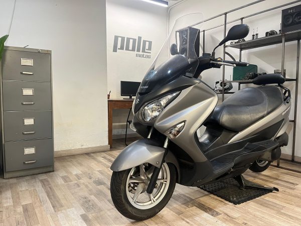 Suzuki Burgman 200 - Imagen 2