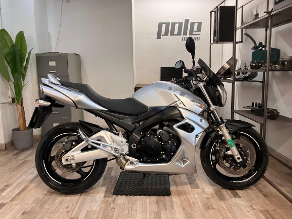Suzuki GSR600 - Imagen 6