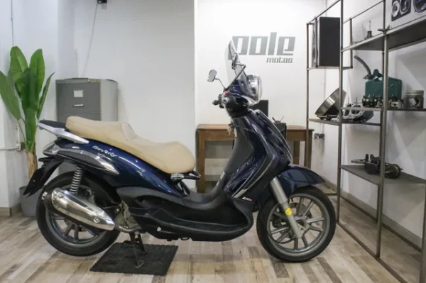 Piaggio Beverly 250 - Imagen 6