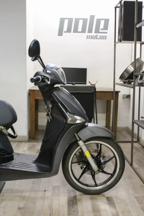 Piaggio Liberty S 50 - Imagen 4