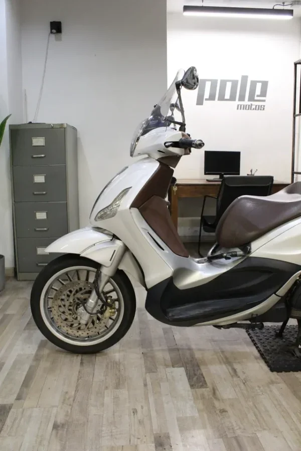Piaggio Beverly 300 IE - Imagen 3