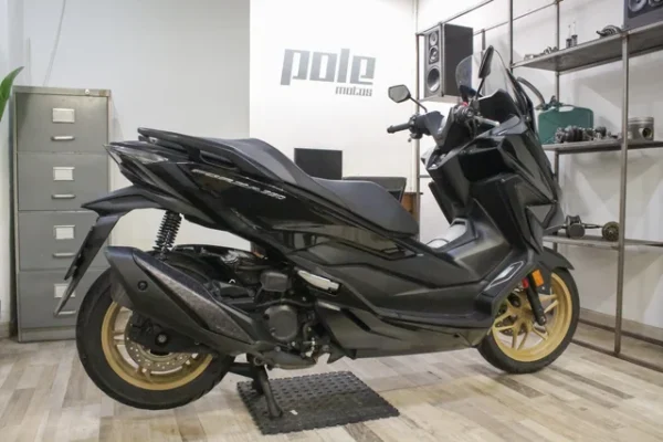 Honda Forza 350cc - Imagen 6