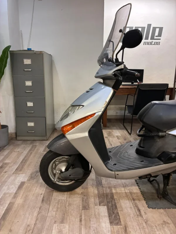 Honda Lead - Imagen 3