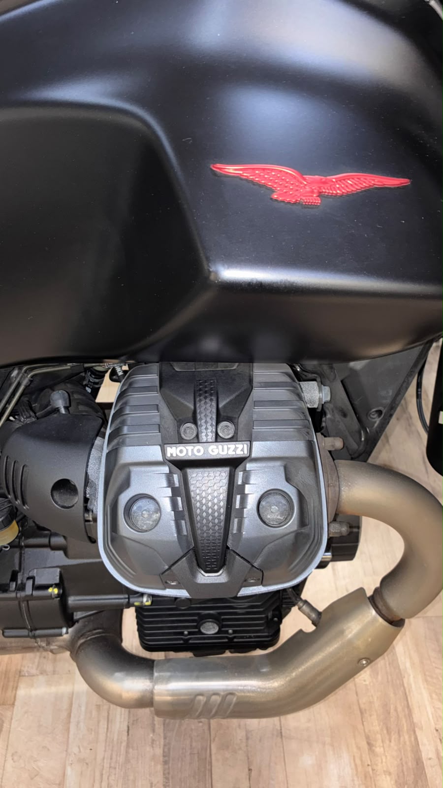 Moto Guzzi V85 Strada - Imagen 10