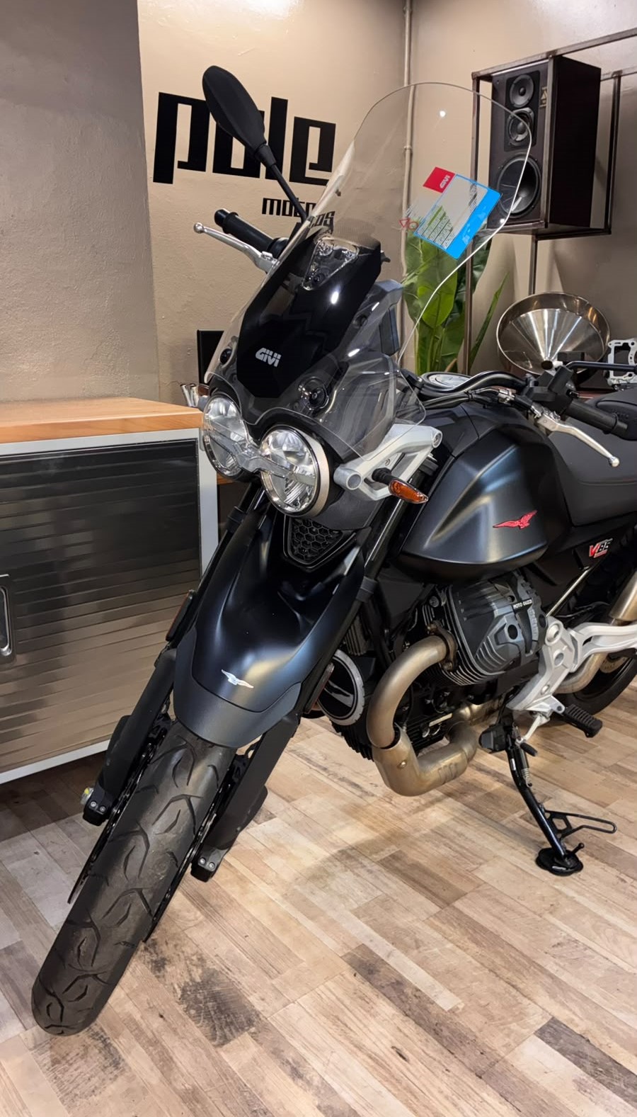 Moto Guzzi V85 Strada - Imagen 3