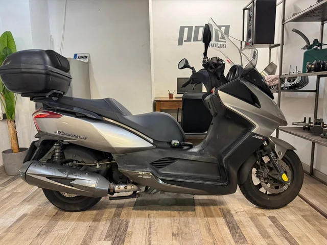 Kymco Super Dink 300i - Imagen 6