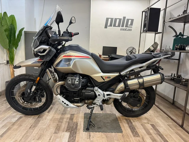 Moto Guzzi V85 Travel