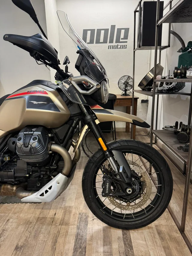 Moto Guzzi V85 Travel - Imagen 4