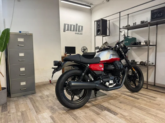 Moto Guzzi V7 Corsa - Imagen 5