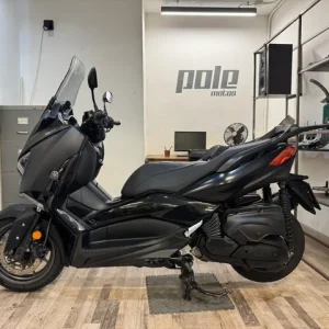 Yamaha X Max 400