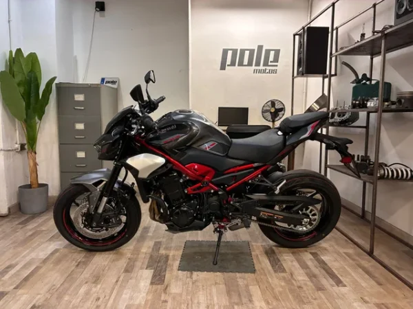 Kawasaki Z900