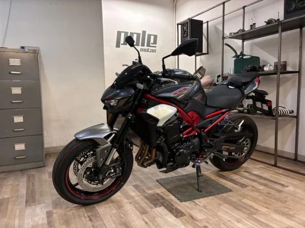 Kawasaki Z900 - Imagen 2