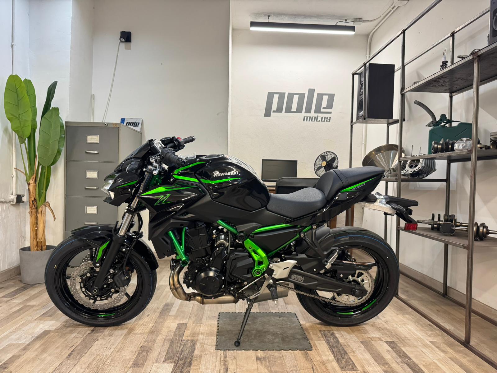 kawasaki Z650