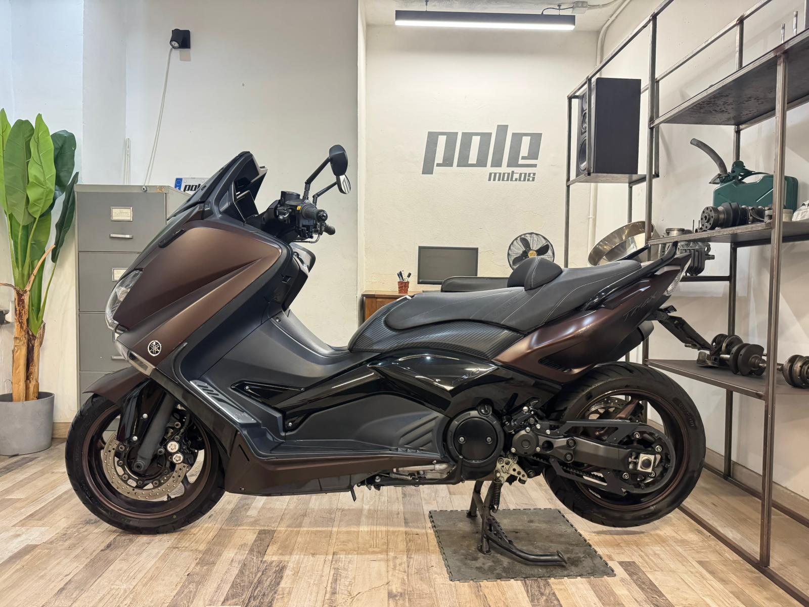 Yamaha T-Max 530