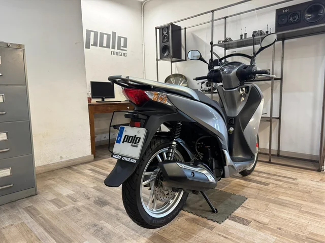 Honda SH 125 - Imagen 5