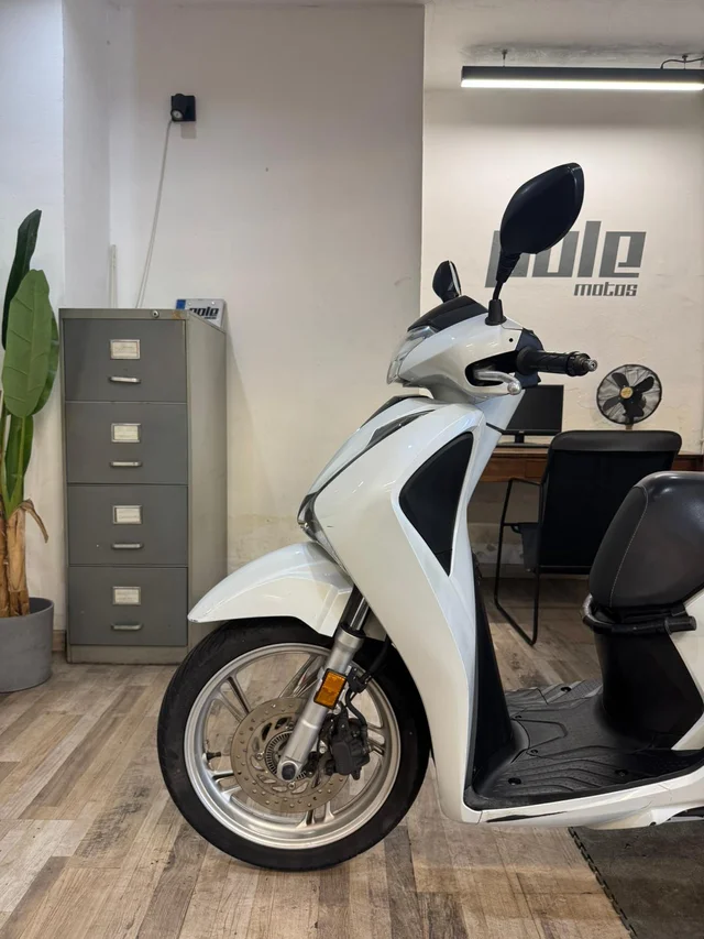 Honda Sh 125 - Imagen 3