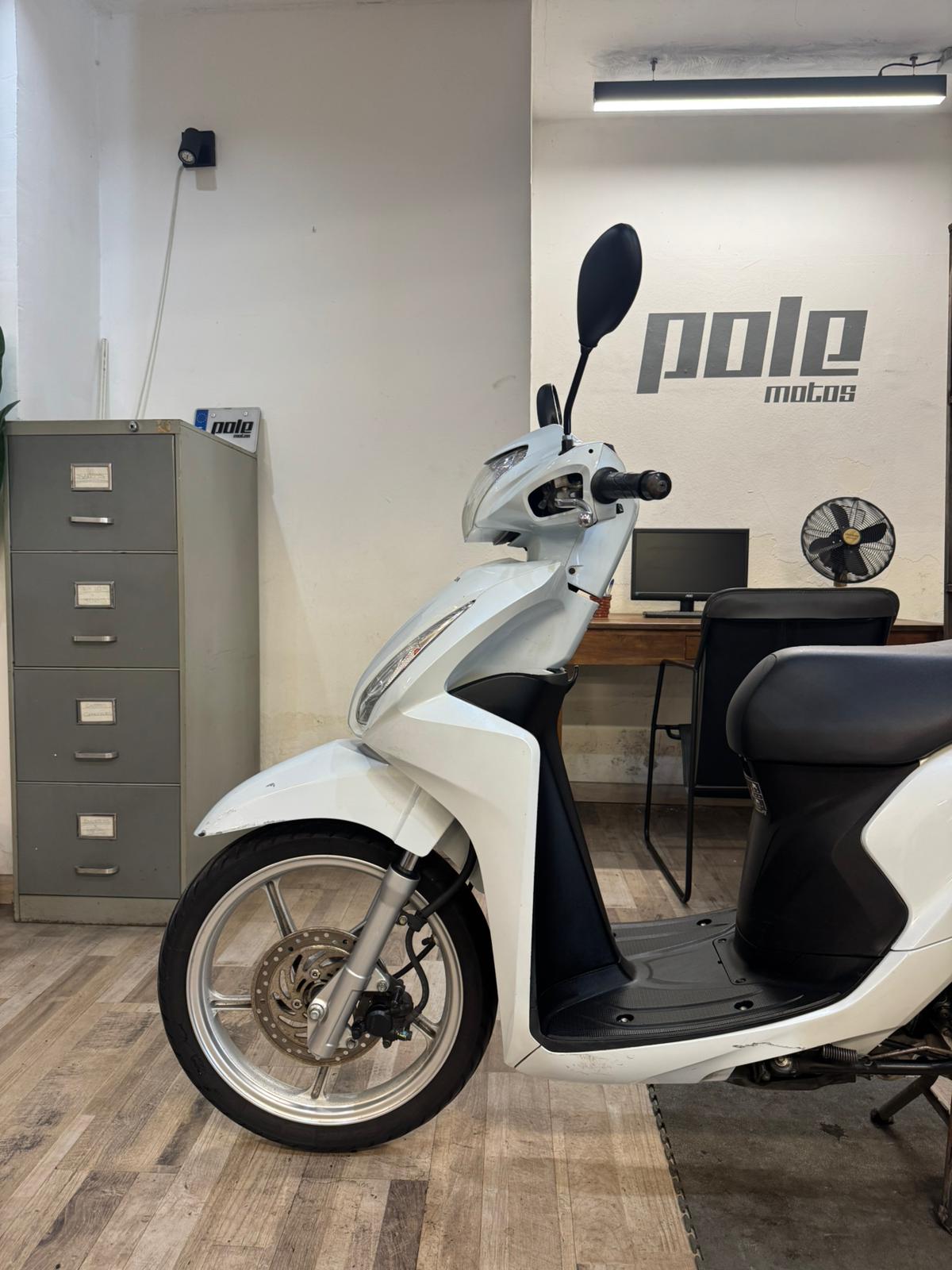 Honda Vision 110 - Imagen 4