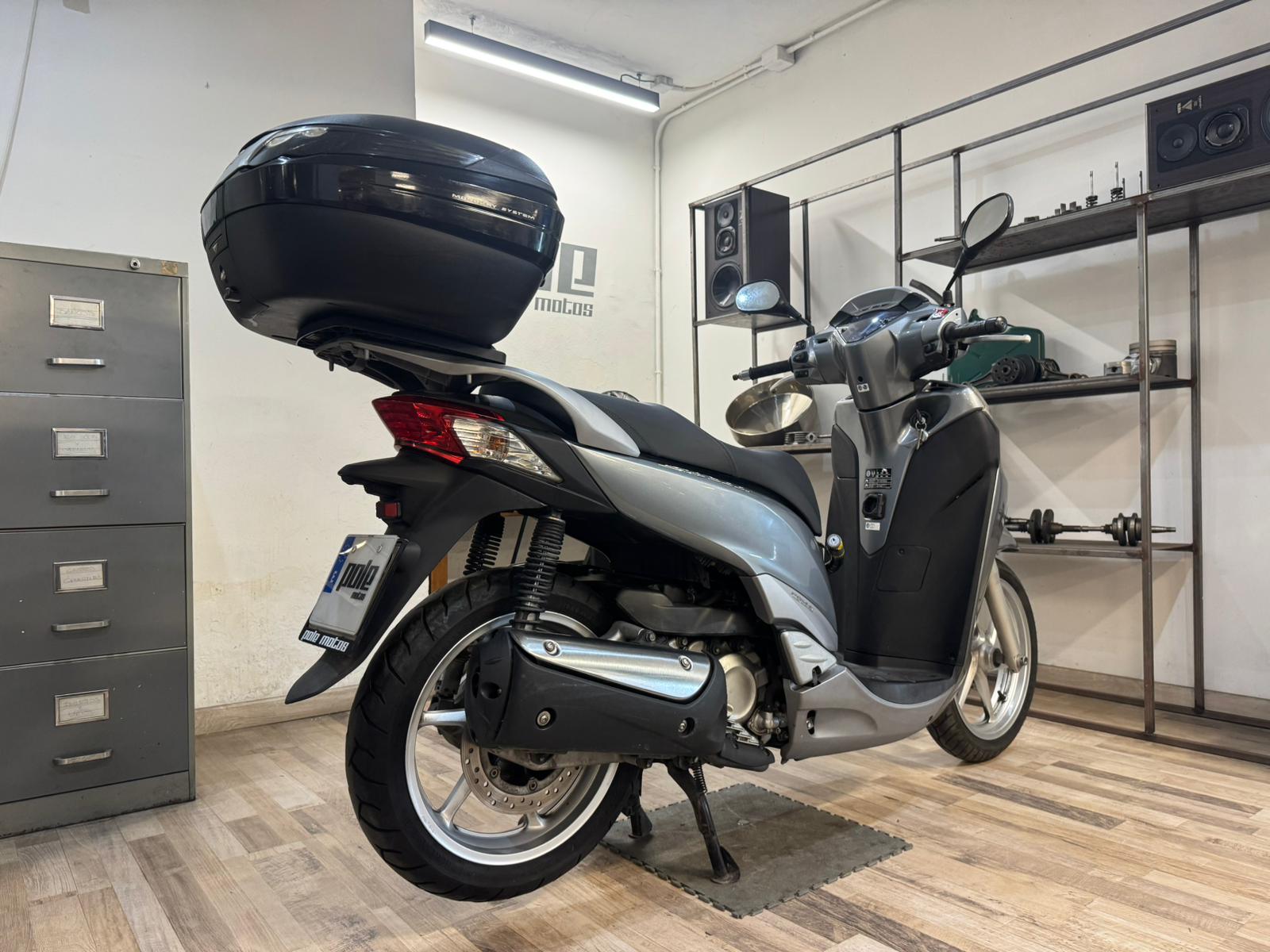 Honda Sh 300 - Imagen 5