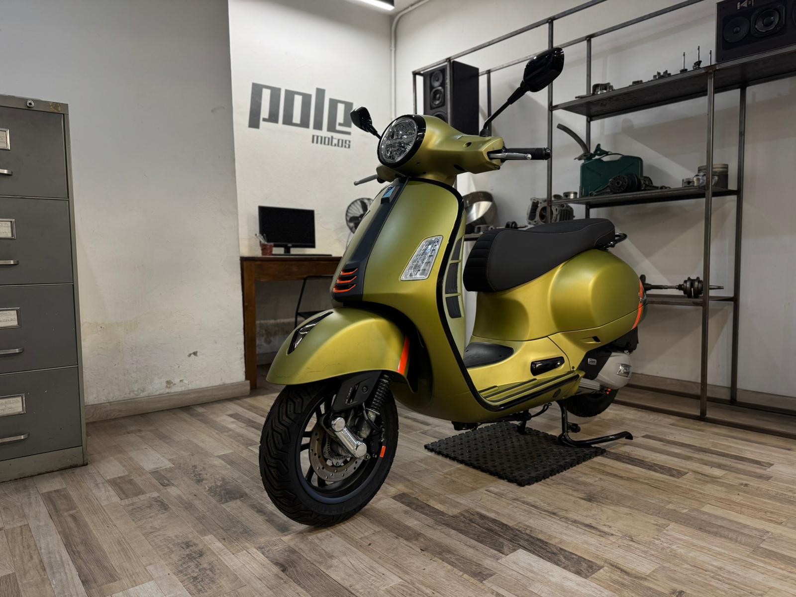 Vespa GTS 125 SuperSport - Imagen 2