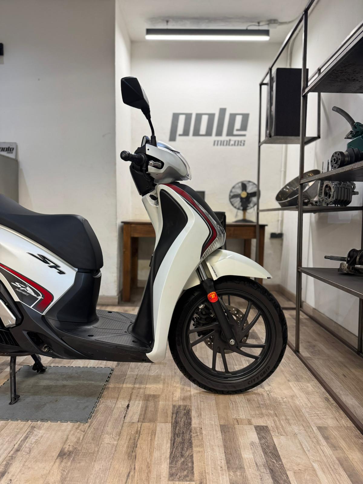 Honda SH 125 Sport - Imagen 4