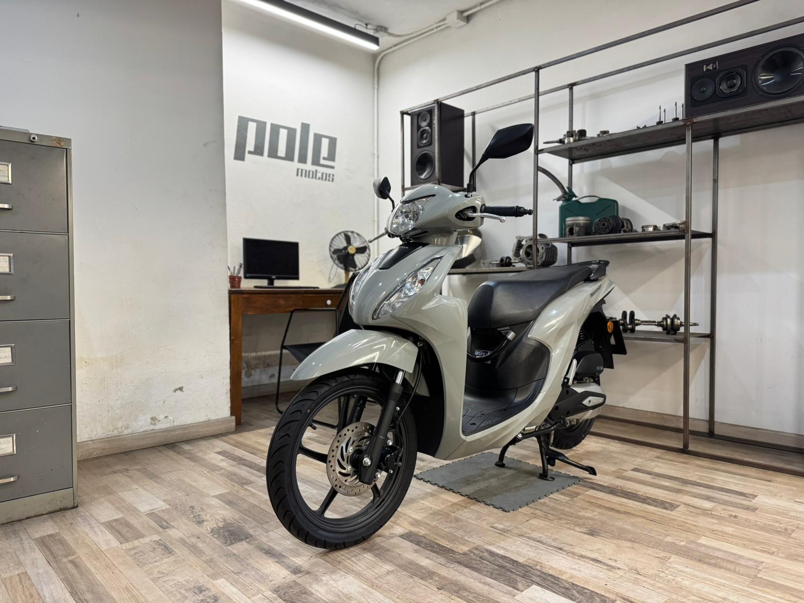 Honda Vision 110 - Imagen 2