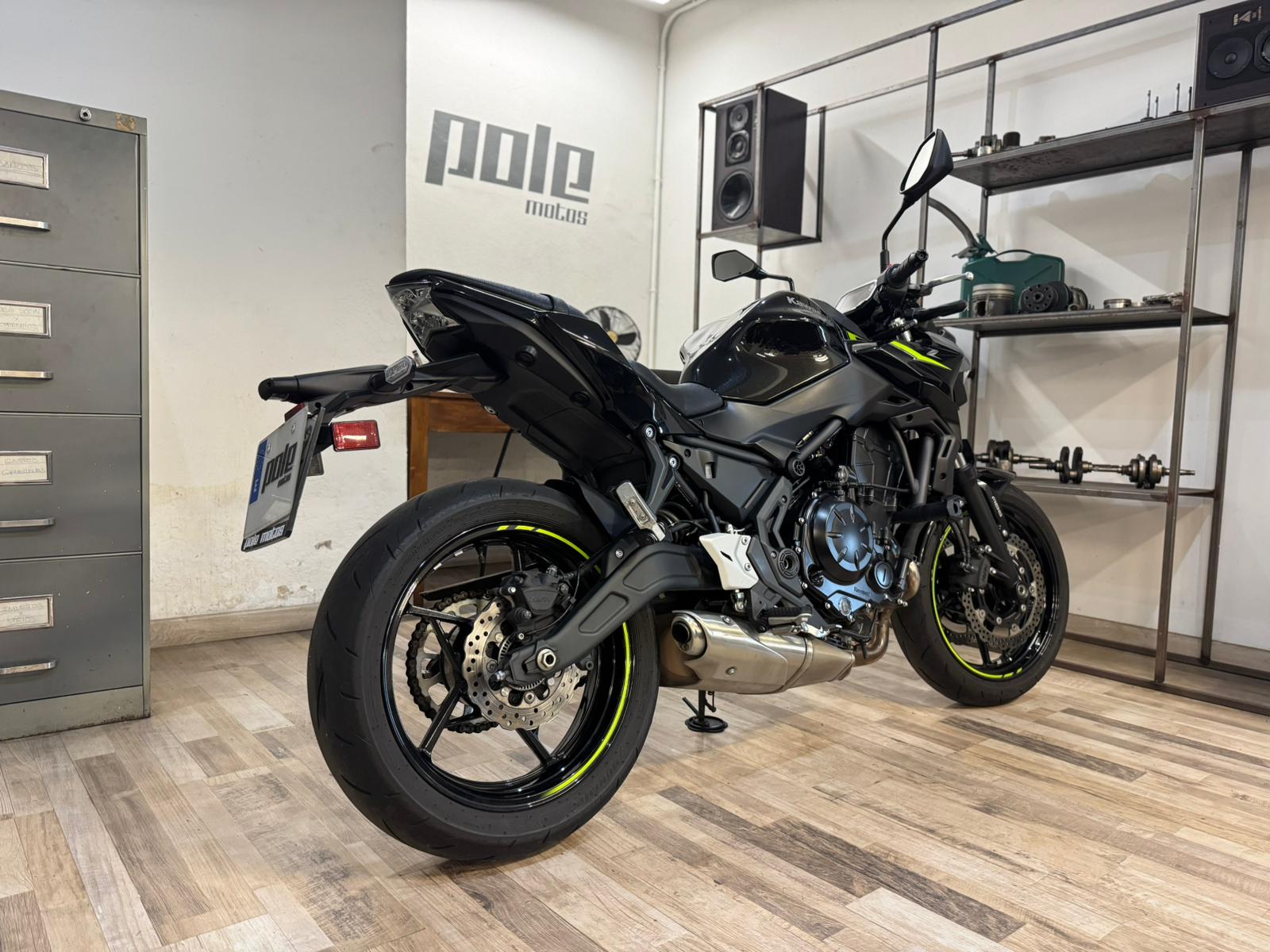 Kawasaki Z650 - Imagen 5