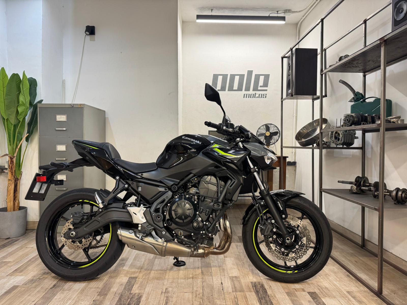 Kawasaki Z650 - Imagen 6