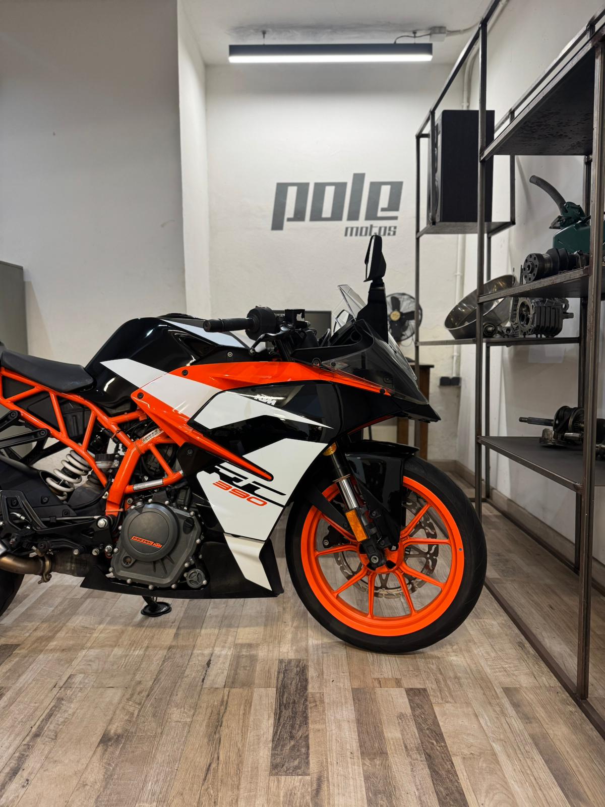 KTM RC 390 - Imagen 4