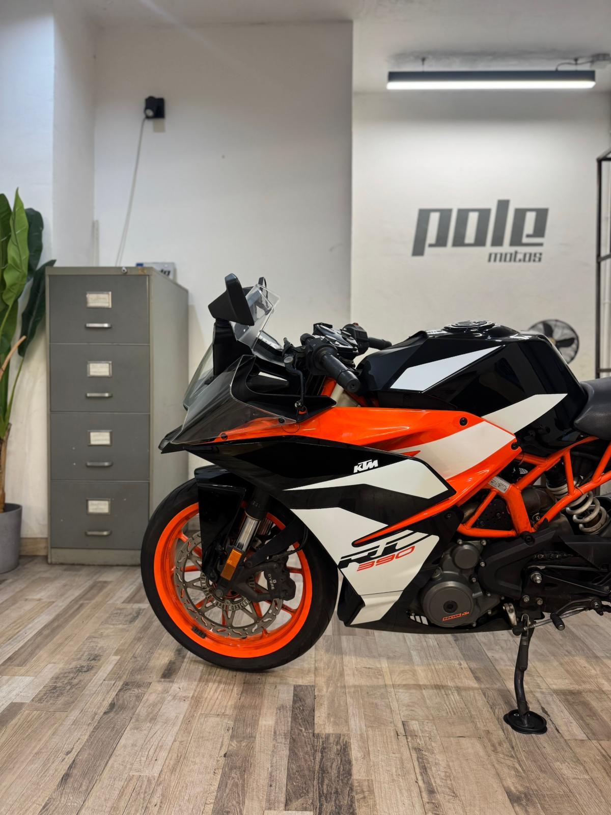 KTM RC 390 - Imagen 3