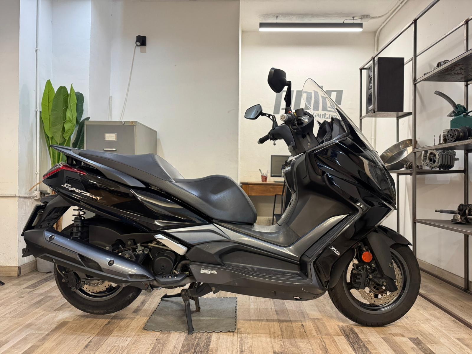 Kymco Super Dink 350 - Imagen 6
