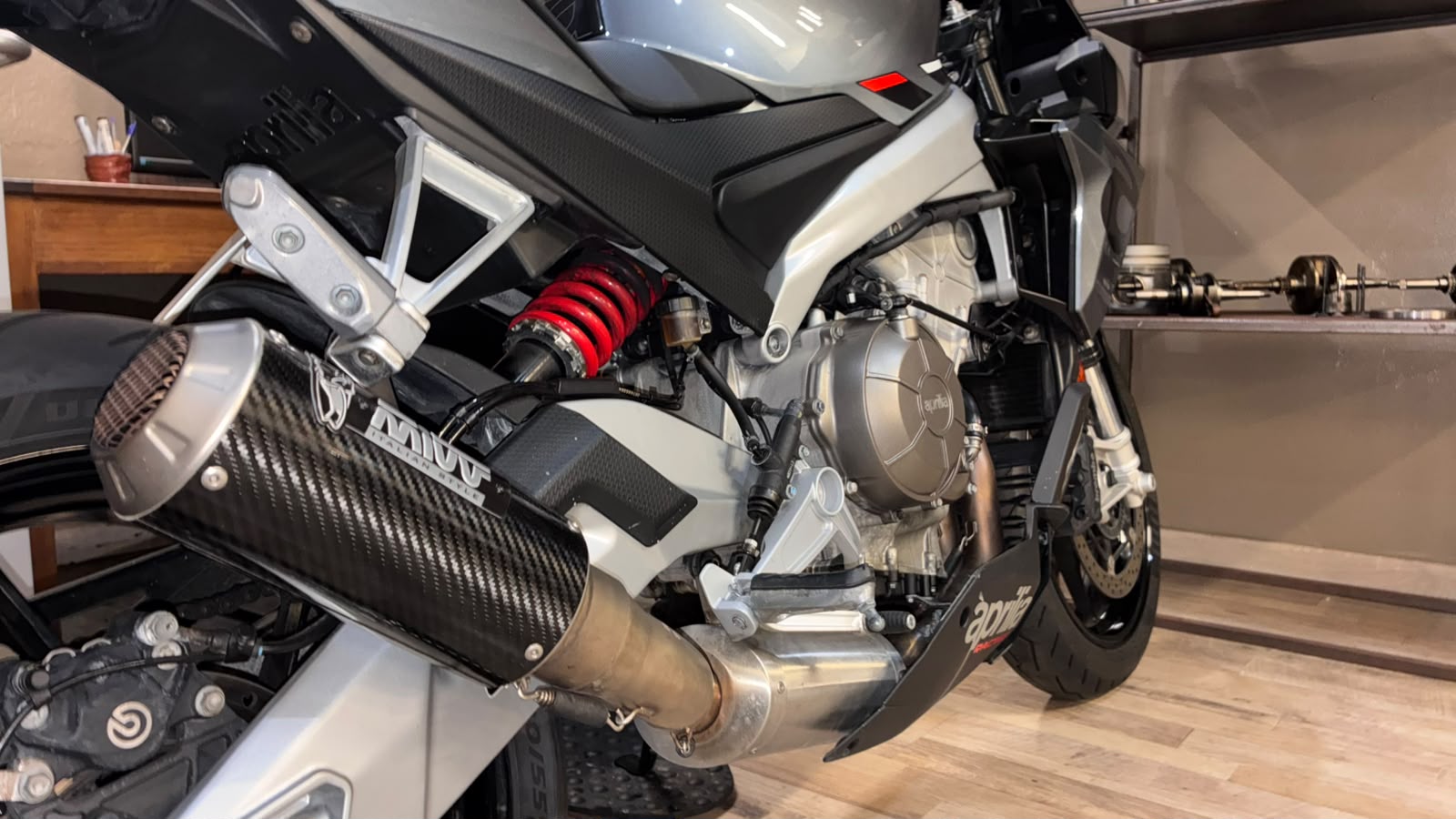 Aprilia Tuono 660 - Imagen 7