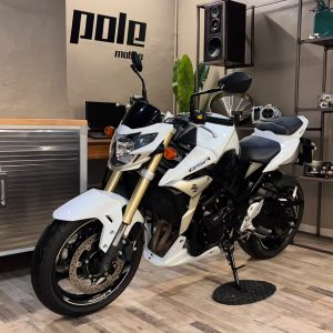 Suzuki GSR 750