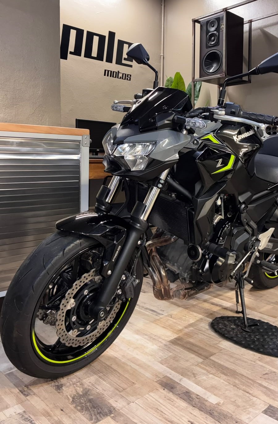 Kawasaki Z650 - Imagen 3