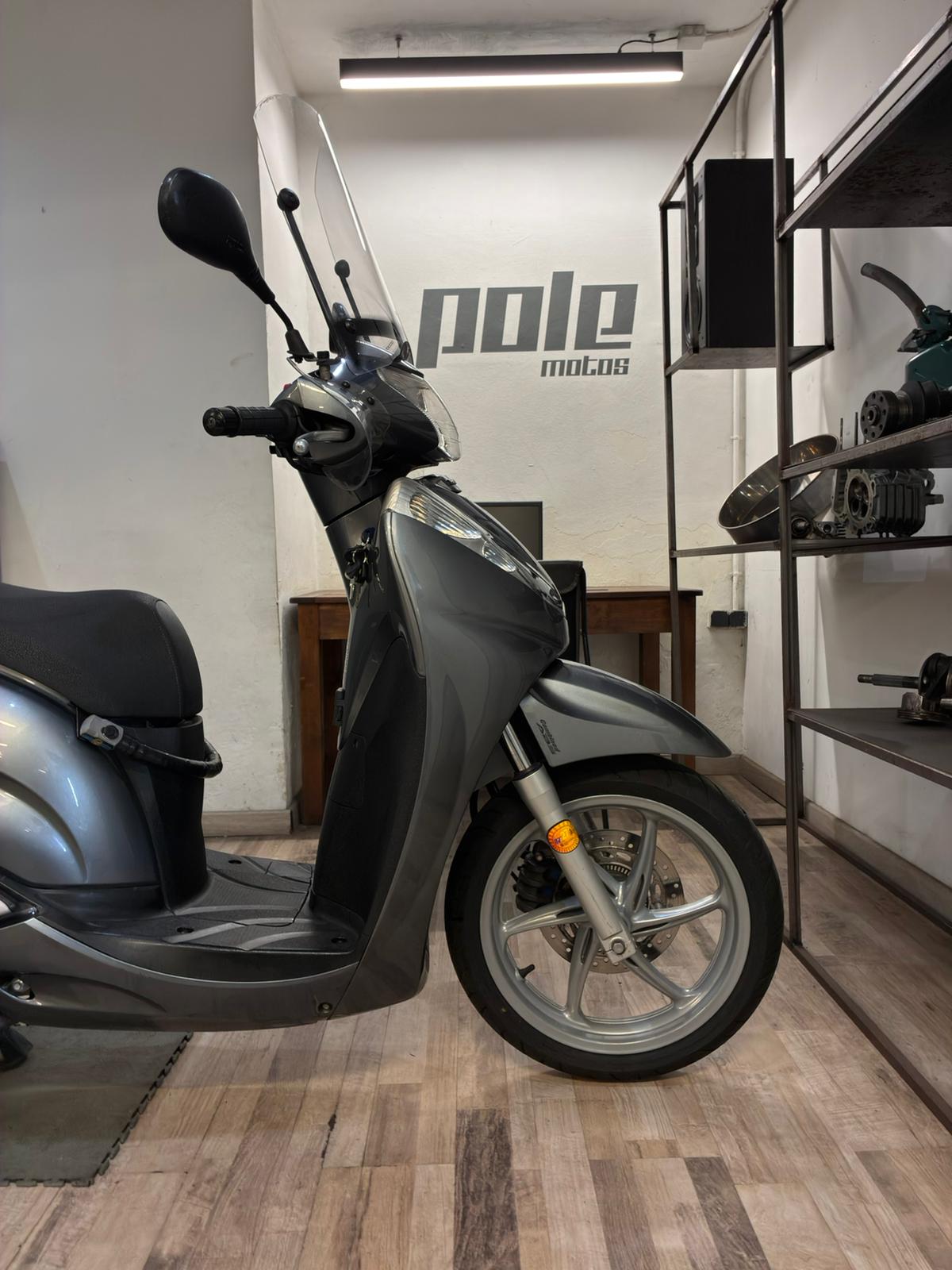 Honda SH 300i - Imagen 4