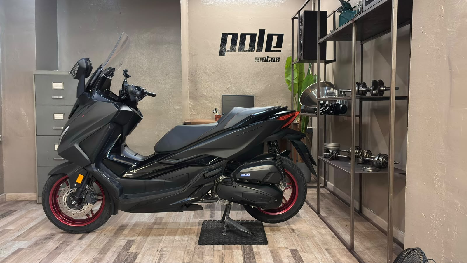 Honda Forza 125