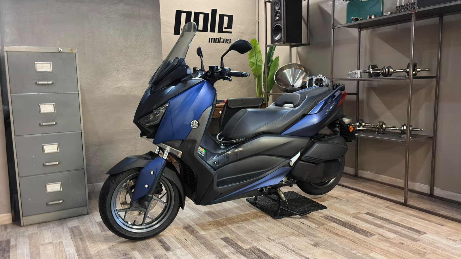 Yamaha X-Max 300 - Imagen 2