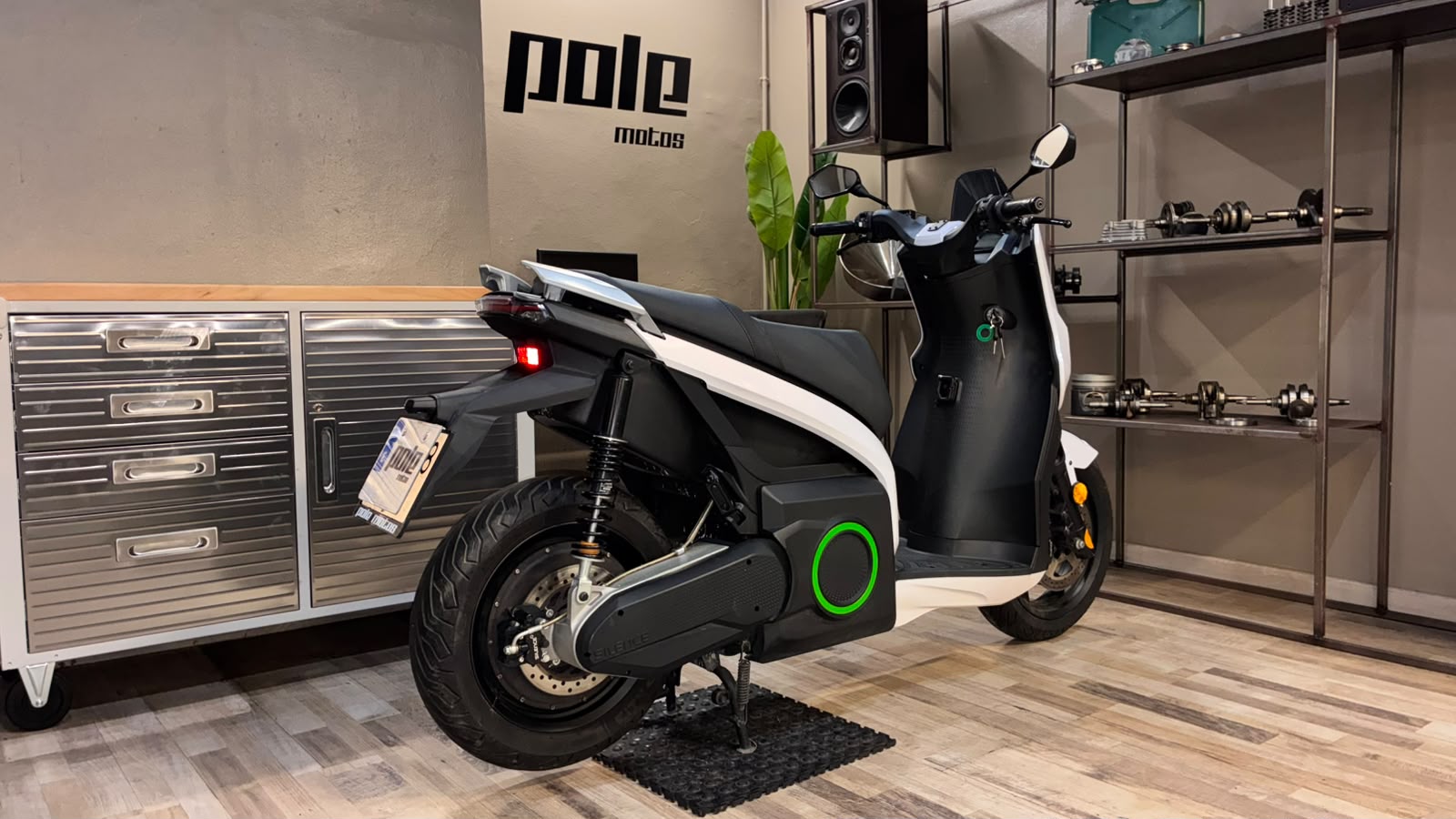 Silence S01 - Imagen 5