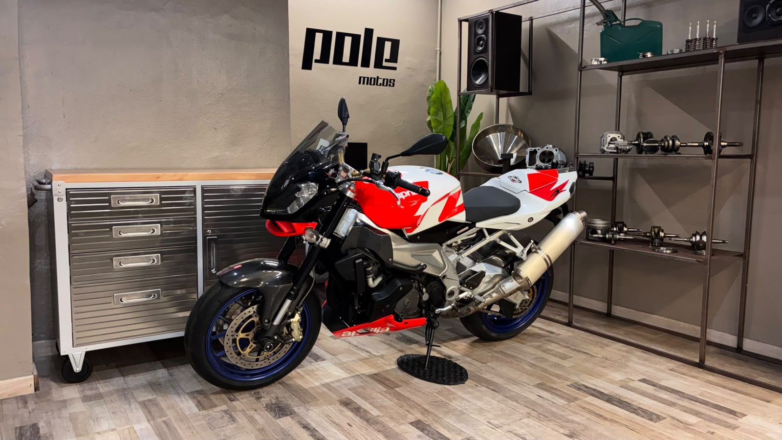 Aprilia Tuono 1000 - Imagen 2