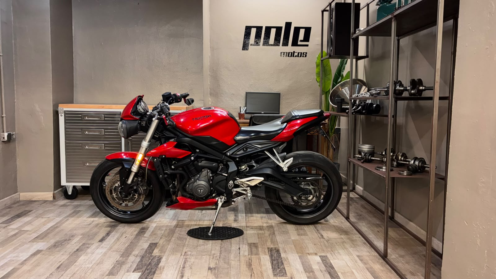 Triumph Street Triple S 660