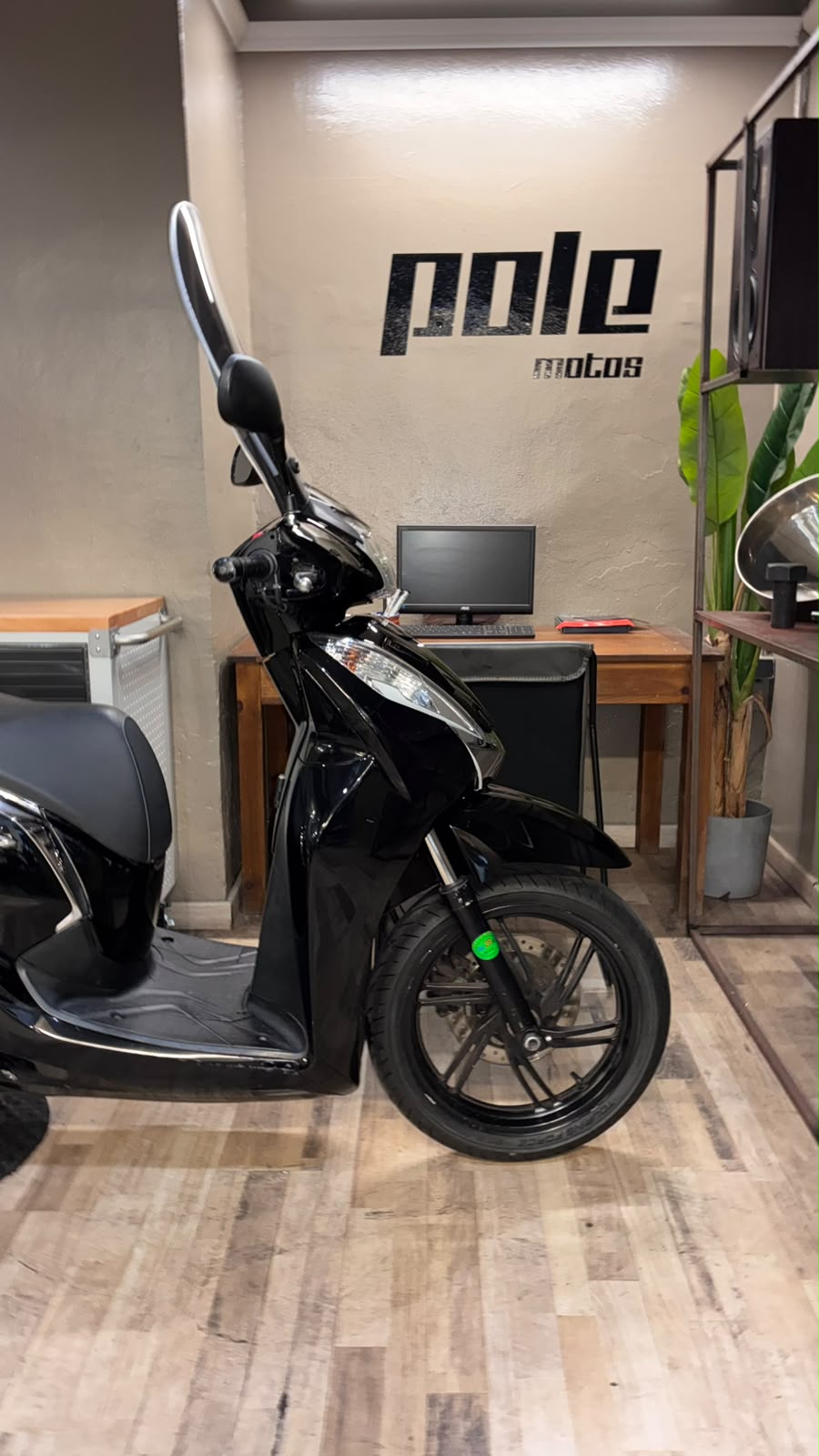 Honda Sh300i - Imagen 4