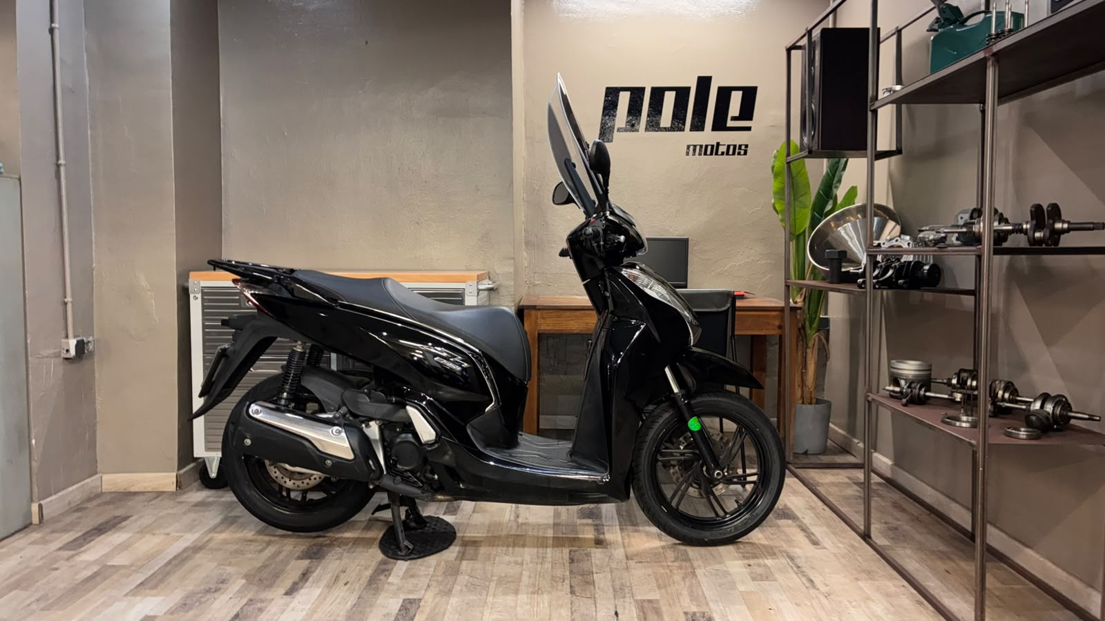 Honda Sh300i - Imagen 6