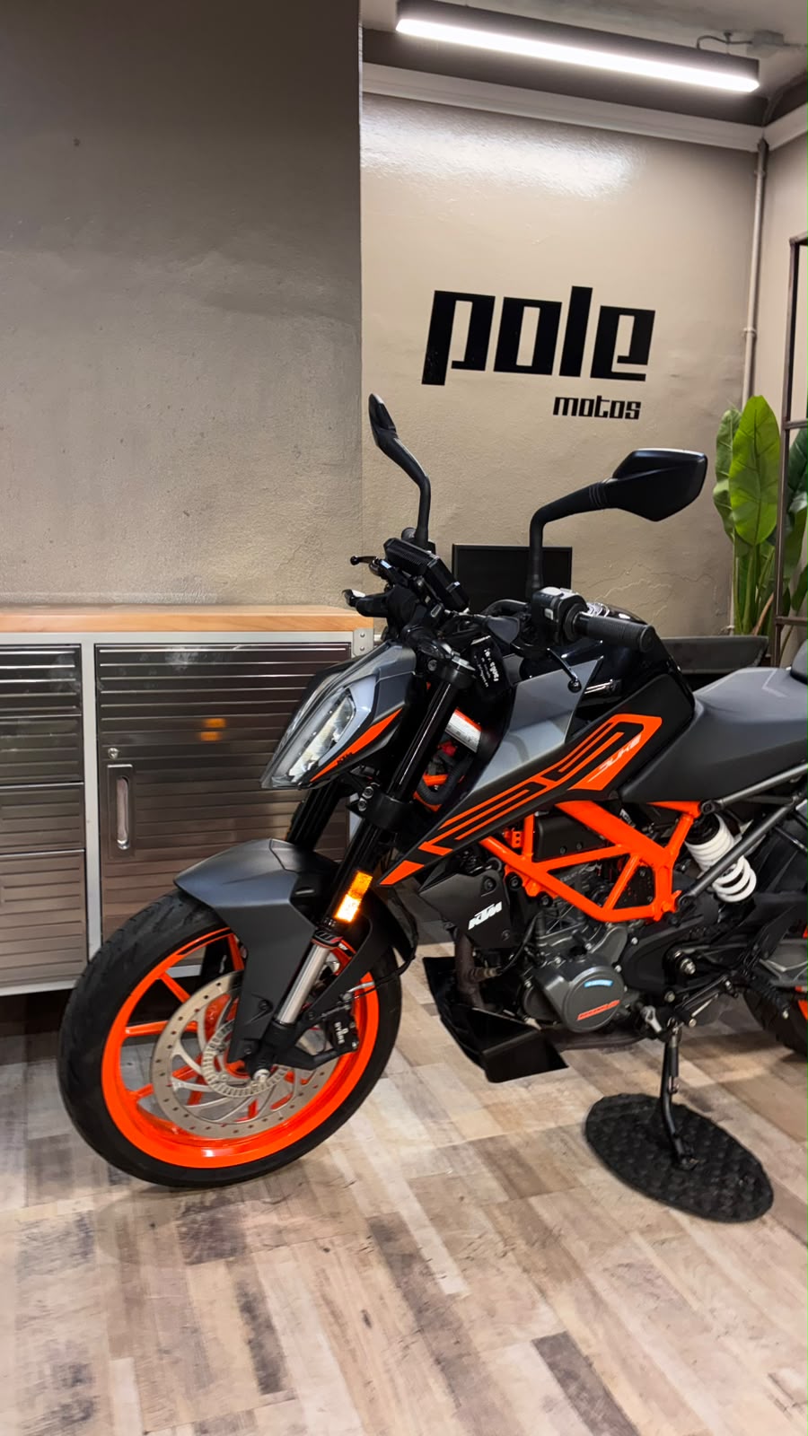 Ktm Duke 125 - Imagen 3