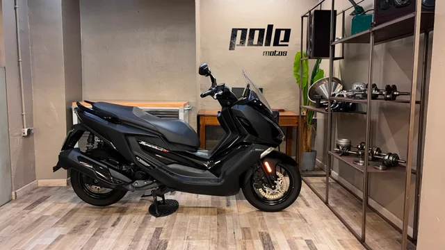 Kymco Superdink GT 350 - Imagen 6