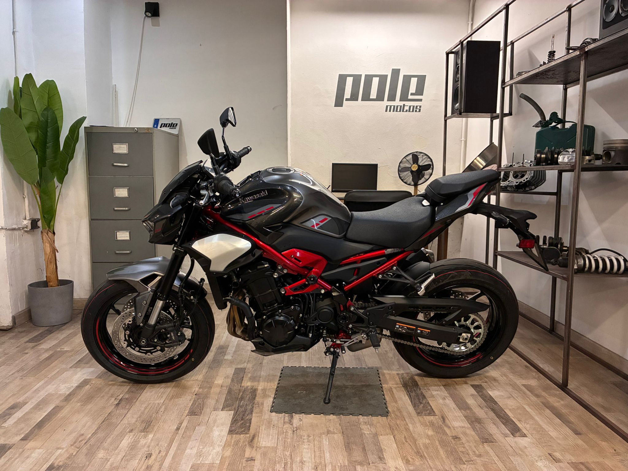 Kawasaki Z900
